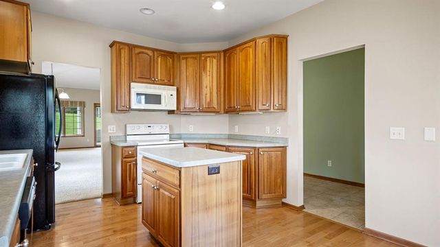 4112 Mill Run Court, Eau Claire, WI 54703