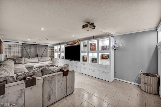 6491 Longridge Road, Mayfield Heights, OH 44124