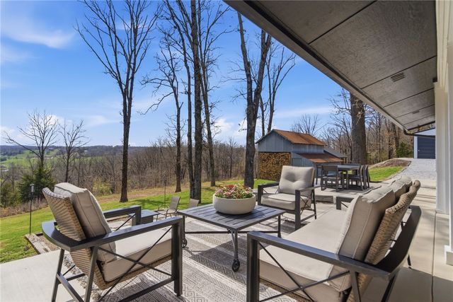 15319 E Hwy 264, Lowell, AR 72745