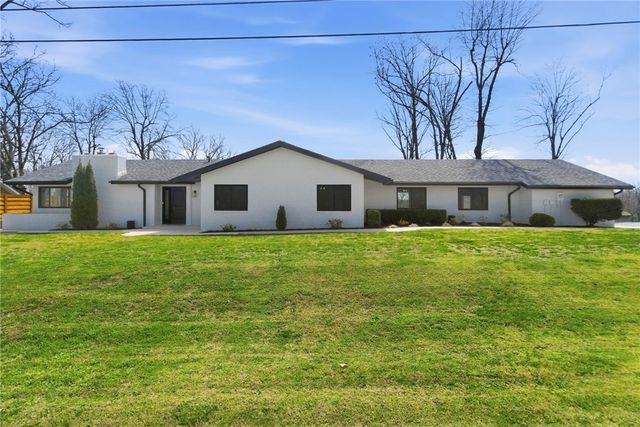 15319 E Hwy 264, Lowell, AR 72745