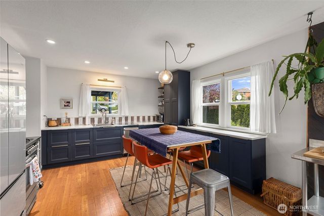 2718 E 11th Street, Bremerton, WA 98310