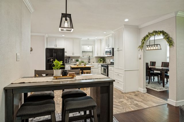 407 Floyd Street, Waxahachie, TX 75165