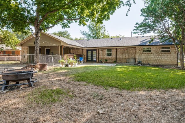 407 Floyd Street, Waxahachie, TX 75165