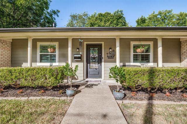 407 Floyd Street, Waxahachie, TX 75165