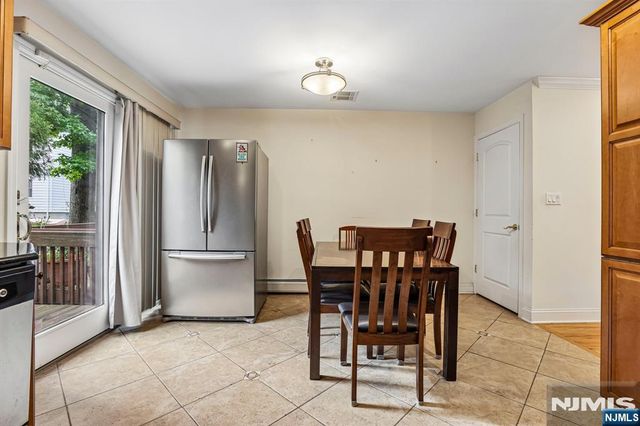696 West End Avenue 2, Cliffside Park, NJ 07010