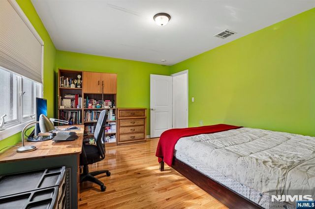 696 West End Avenue 2, Cliffside Park, NJ 07010