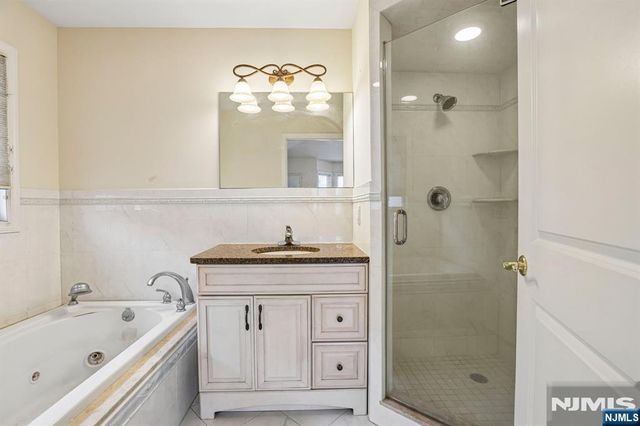 696 West End Avenue 2, Cliffside Park, NJ 07010