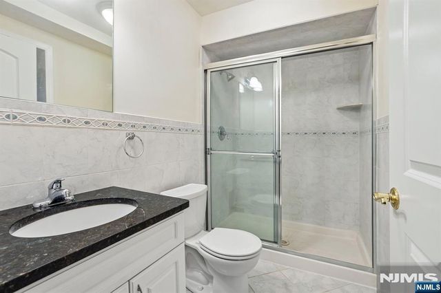 696 West End Avenue 2, Cliffside Park, NJ 07010