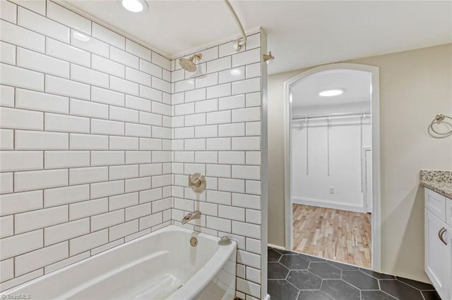 1223 Brookwood Drive, Winston-salem, NC 27106