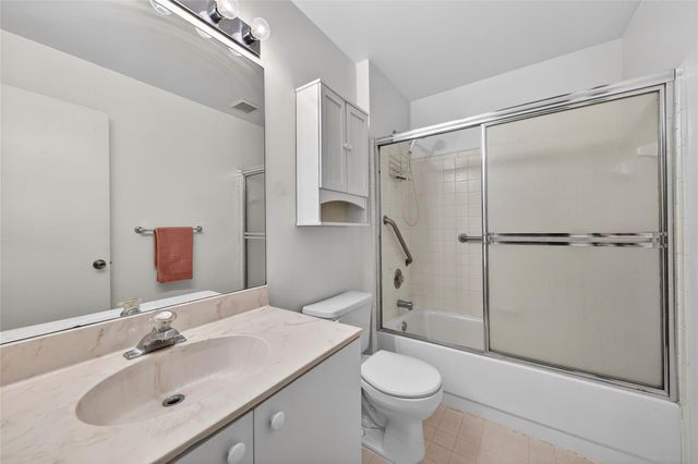 693 NW 46th Avenue, Deerfield Beach, FL 33442