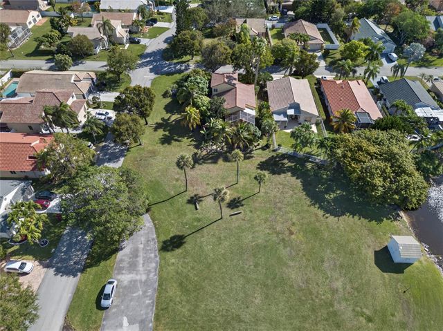 693 NW 46th Avenue, Deerfield Beach, FL 33442