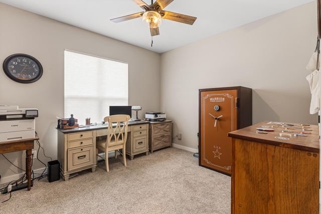 100 Shadows Lawn Drive, Athens, TN 37303