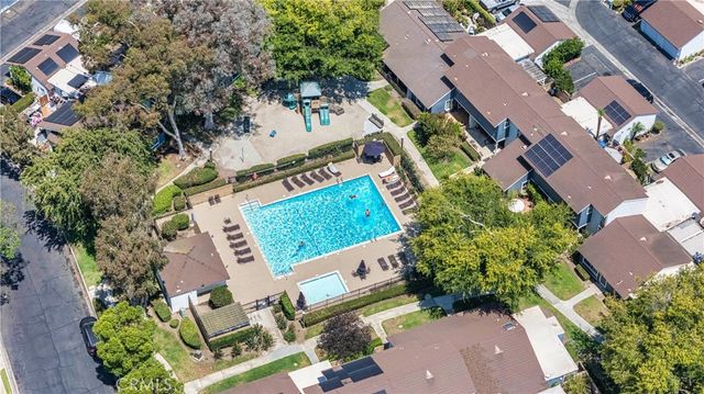 29616 Oakwood Ct, San Juan Capistrano, CA 92675