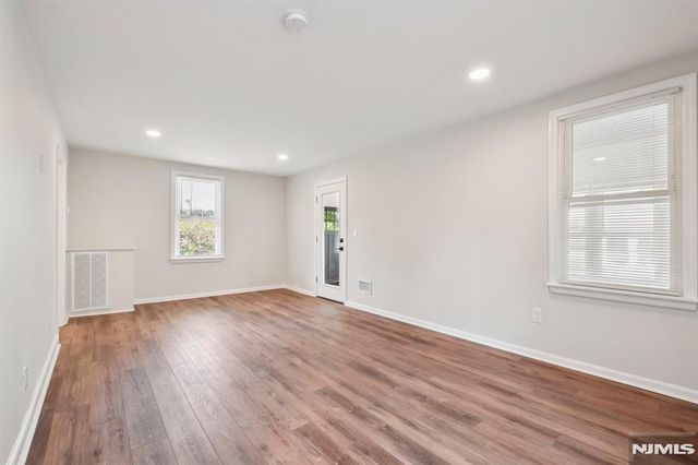 567 S Broad Street, Glen Rock, NJ 07452