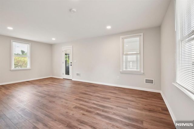 567 S Broad Street, Glen Rock, NJ 07452