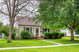 317 SW Logan Street, Ankeny, IA 50023