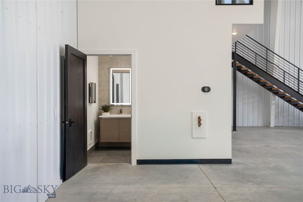 850 Gallatin Field Road Hanger SY1, Belgrade, MT 59714 photo 9