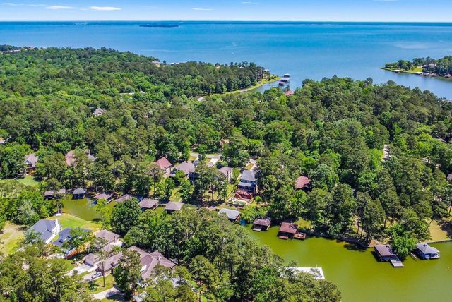 26 Twinstone Circle, Coldspring, TX 77331