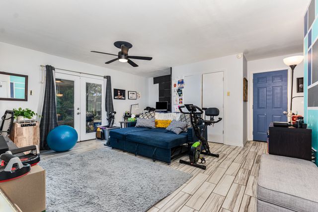 801 Daventry Drive, Garland, TX 75040