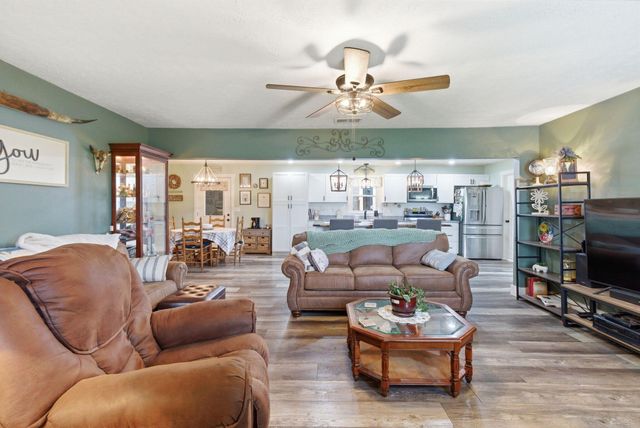 915 Richmond Road Loop 1, Lancaster, KY 40444