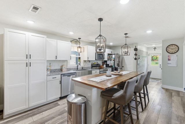 915 Richmond Road Loop 1, Lancaster, KY 40444
