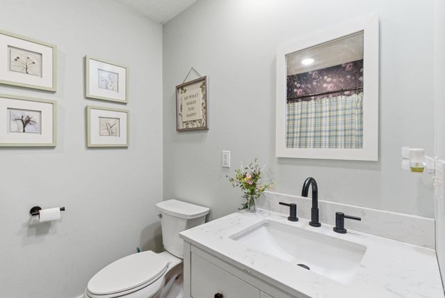915 Richmond Road Loop 1, Lancaster, KY 40444