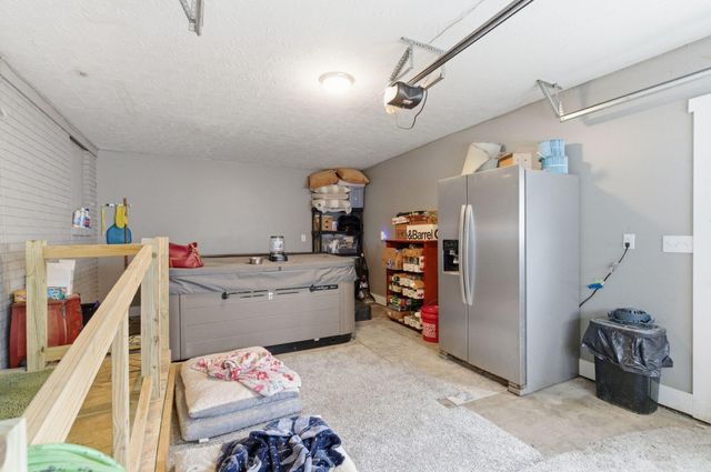 915 Richmond Road Loop 1, Lancaster, KY 40444