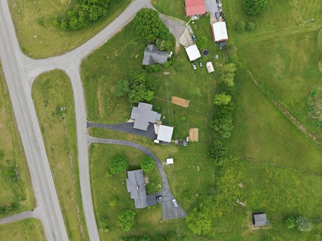 915 Richmond Road Loop 1, Lancaster, KY 40444