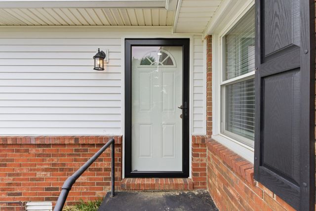915 Richmond Road Loop 1, Lancaster, KY 40444
