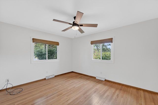 3745 Pilgrim ROAD, Brookfield, WI 53005