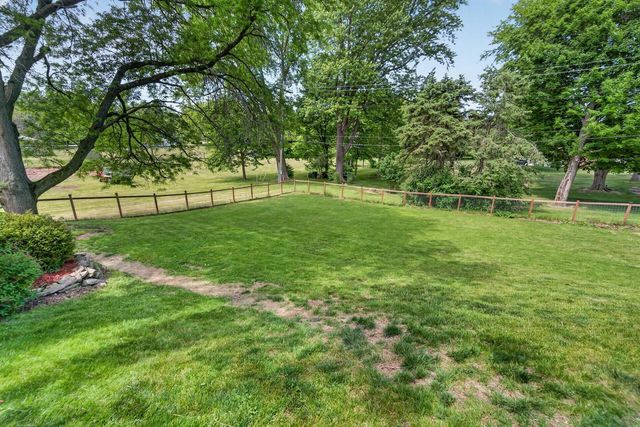 3745 Pilgrim ROAD, Brookfield, WI 53005