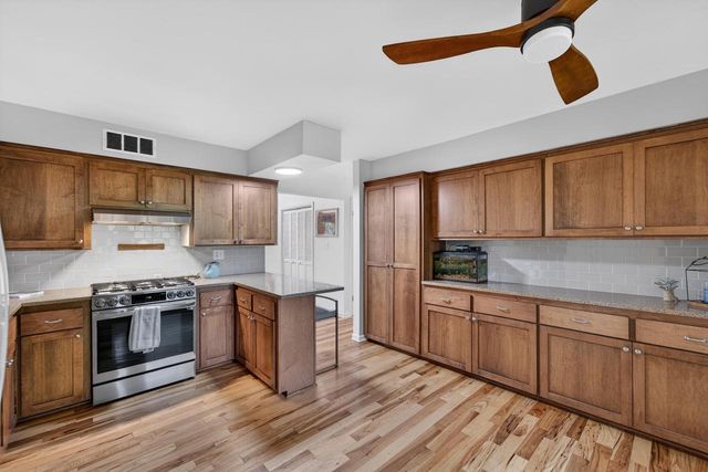 3745 Pilgrim ROAD, Brookfield, WI 53005
