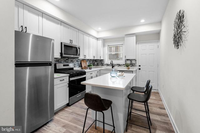 816 N BELNORD AVE, Baltimore, MD 21205