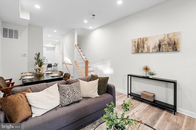 816 N BELNORD AVE, Baltimore, MD 21205