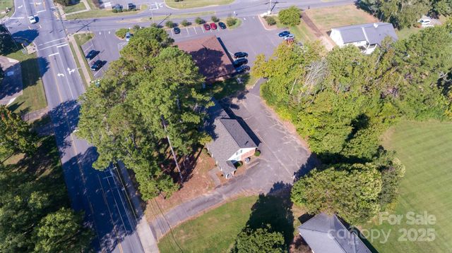 810 W King Street 3, Kings Mountain, NC 28086