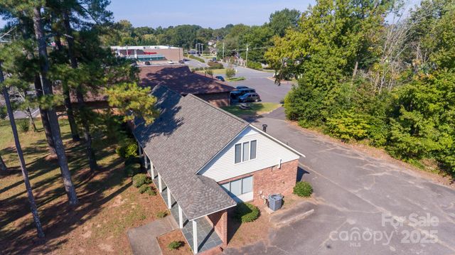 810 W King Street 3, Kings Mountain, NC 28086