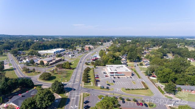 810 W King Street 3, Kings Mountain, NC 28086