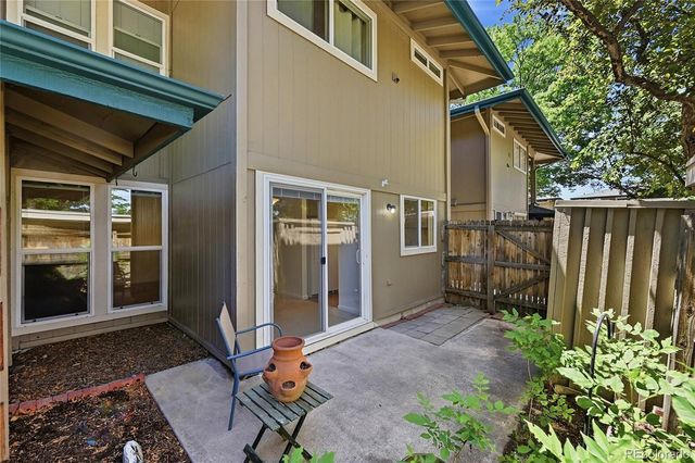 5975 S Willow Way, Englewood, CO 80111