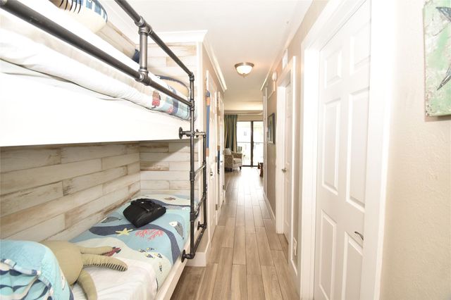6102 Seawall Boulevard 114, Galveston, TX 77551