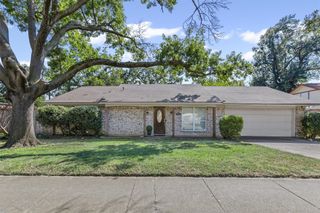 604 E Mitchell Street, Arlington, TX 76010
