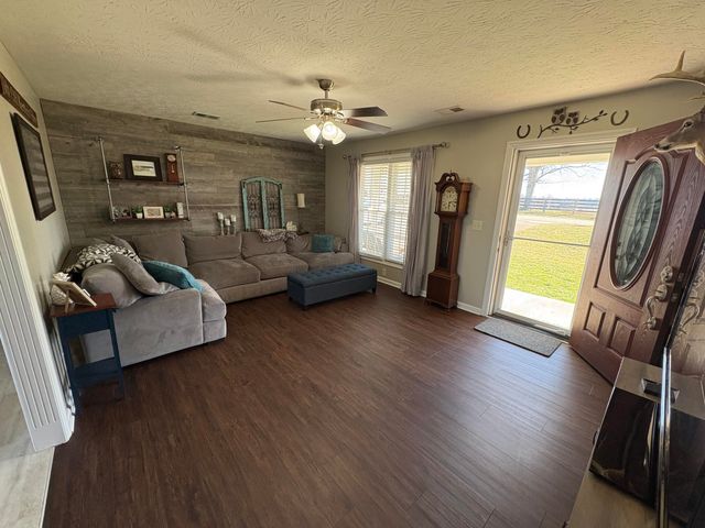 462 Concord Road, Richmond, KY 40475