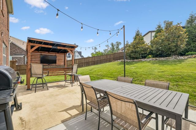 118 Manor Way, Hendersonville, TN 37075