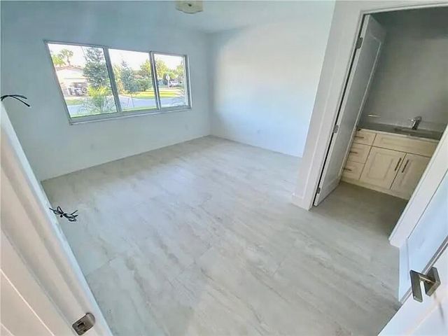 2635 NE 17th Street 2635, Pompano Beach, FL 33062