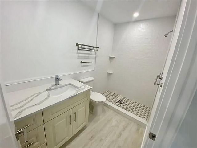 2635 NE 17th Street 2635, Pompano Beach, FL 33062