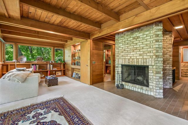 3530 Ridgewood Road, Arden Hills, MN 55112