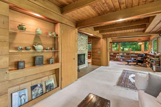 3530 Ridgewood Road, Arden Hills, MN 55112