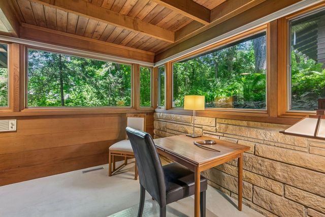 3530 Ridgewood Road, Arden Hills, MN 55112