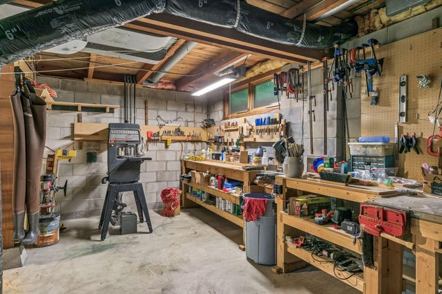 3530 Ridgewood Road, Arden Hills, MN 55112