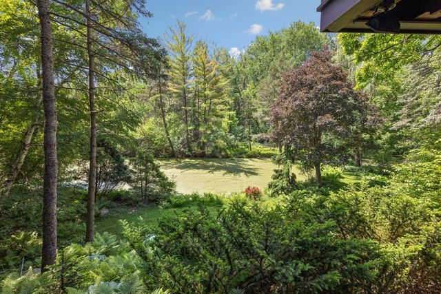 3530 Ridgewood Road, Arden Hills, MN 55112