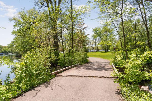 3530 Ridgewood Road, Arden Hills, MN 55112
